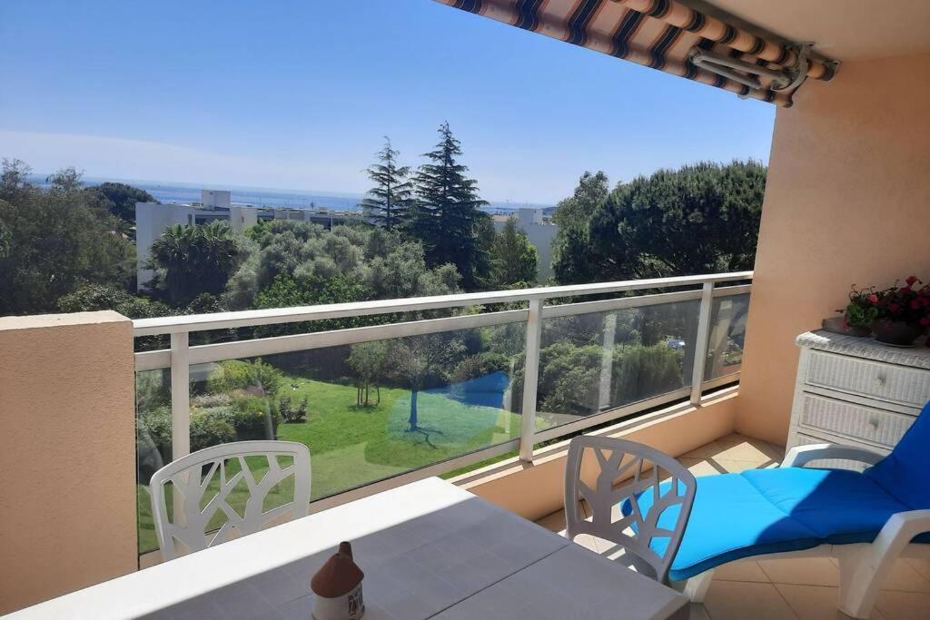 T2 Avec Magnifique Vue Mer, Piscine, Clim, Parking Apartment Антиб Екстериор снимка